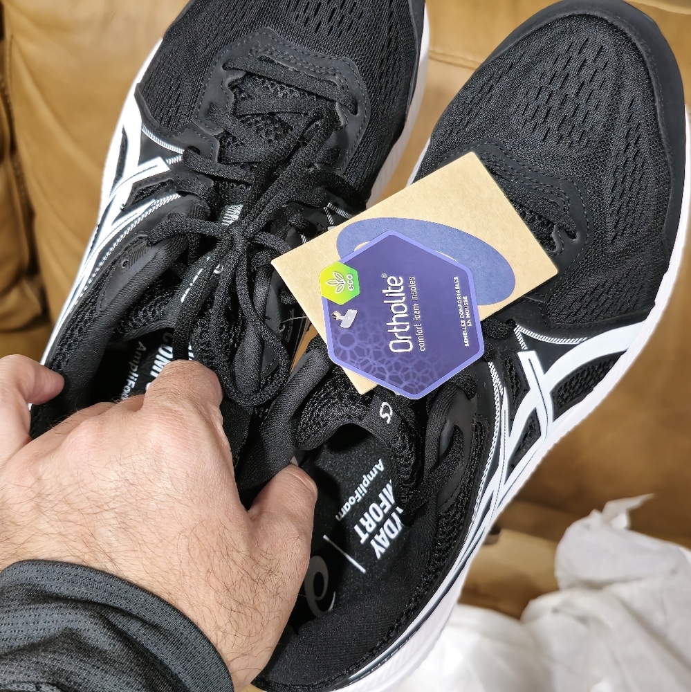 Asics Gel Contend 7s (Men's 10.5 Extra Wide 4E)